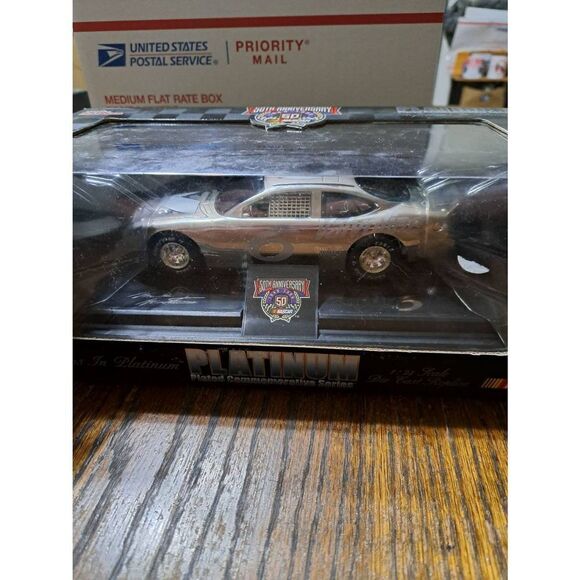 Vintage 98 Racing Champions Platinum Plated Nascar 50th Mark Martin Die Cast Car - Picture 2 of 4
